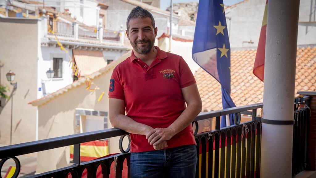 Lázaro Polo, alcalde de Los Santos de la Humosa por España 2000.