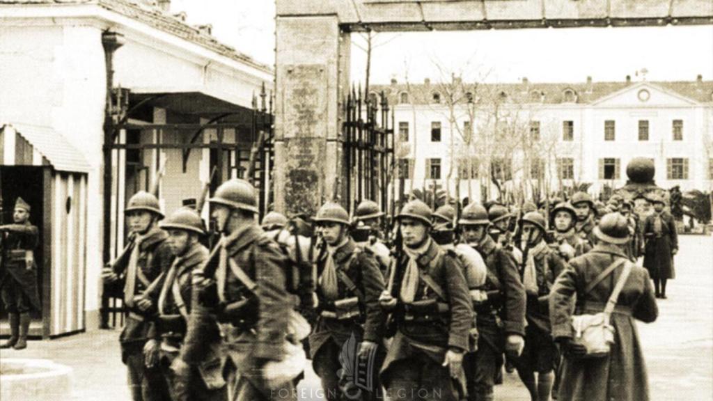 Legionarios parten hacia la campaña de Noruega.