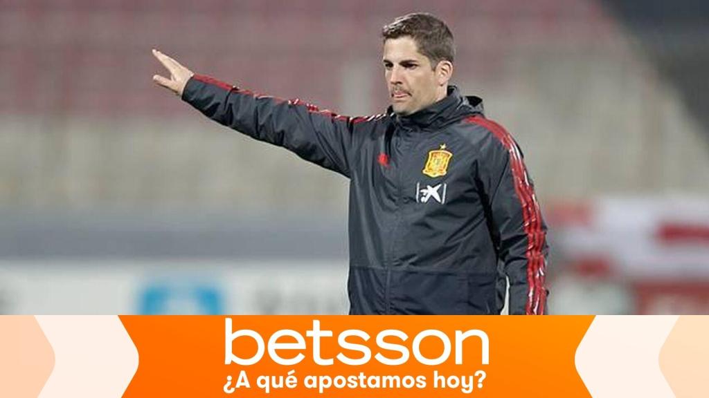 Robert Moreno como seleccionador.