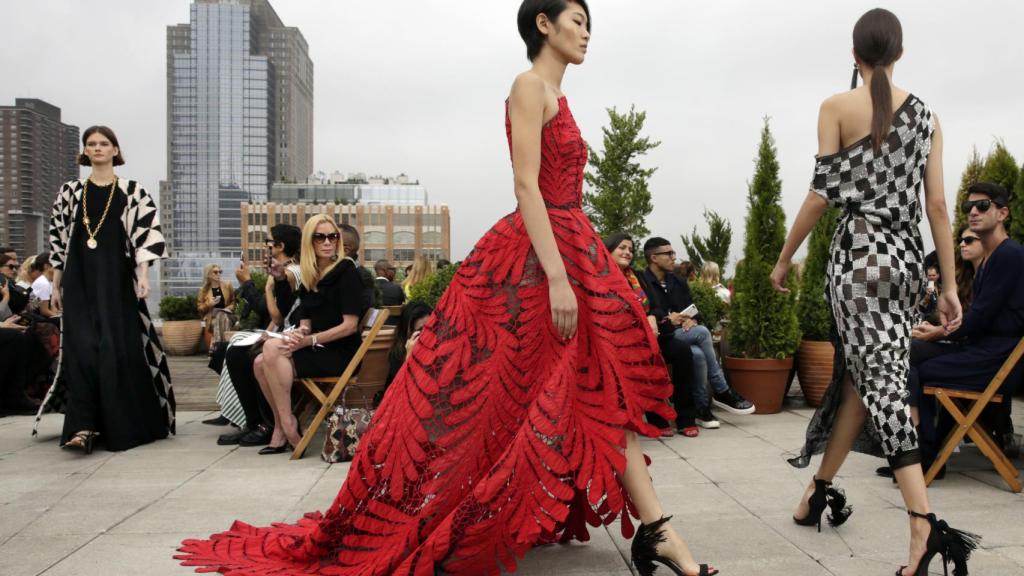 Desfile de Oscar de la Renta en la NYFW 2018.