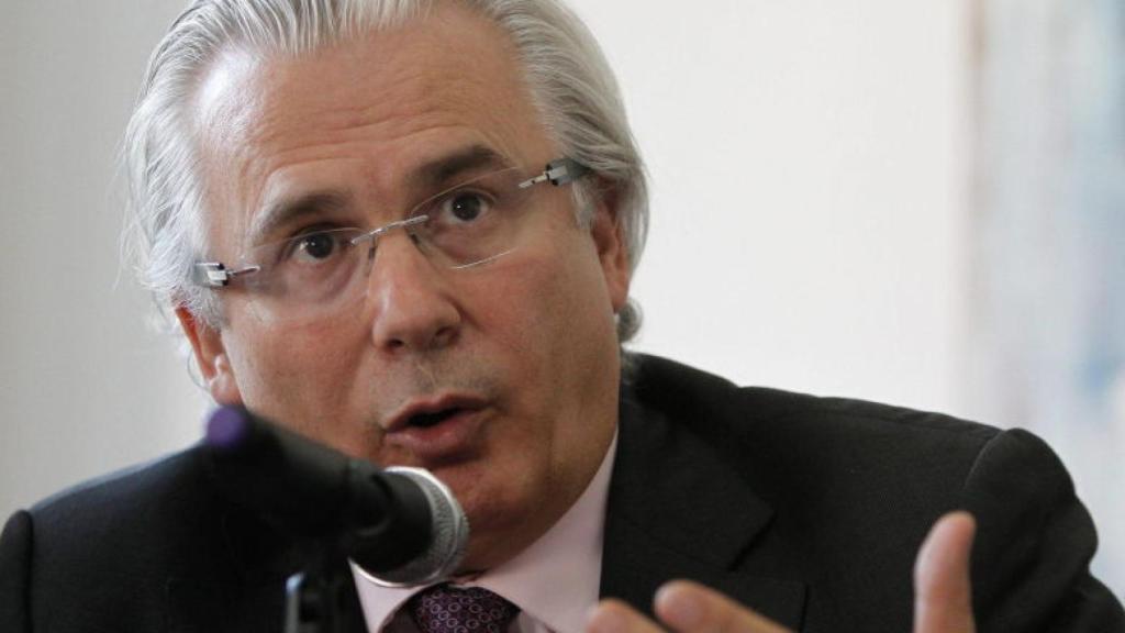 Baltasar Garzón, entre sus múltiples 'tareas', da conferencias.