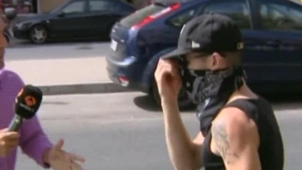 El Cuco agrede a un reportero de 'Espejo Público'