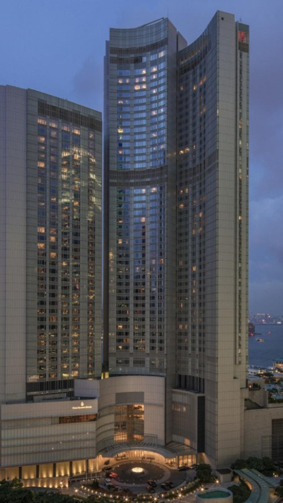 Majestuosidad del Four Seasons en Hong Kong.