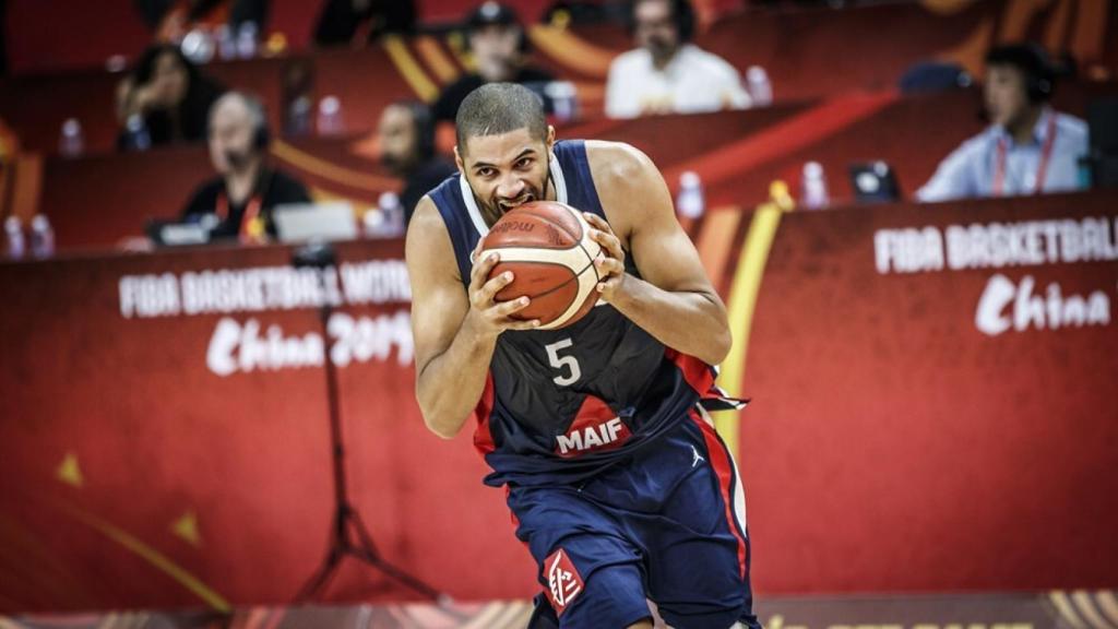 Batum, durante un partido del Mundial de China con la selección francesa