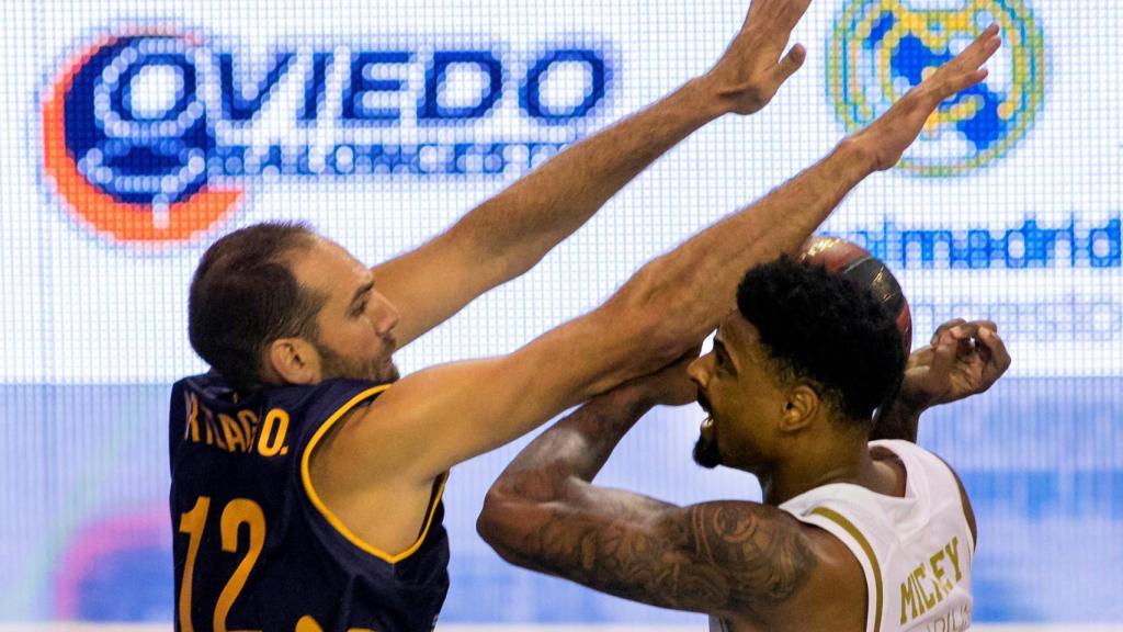 Real Madrid vs Liberbank Oviedo