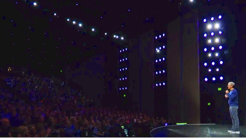 Tim Cook durante la presentación de las novedades de Apple.