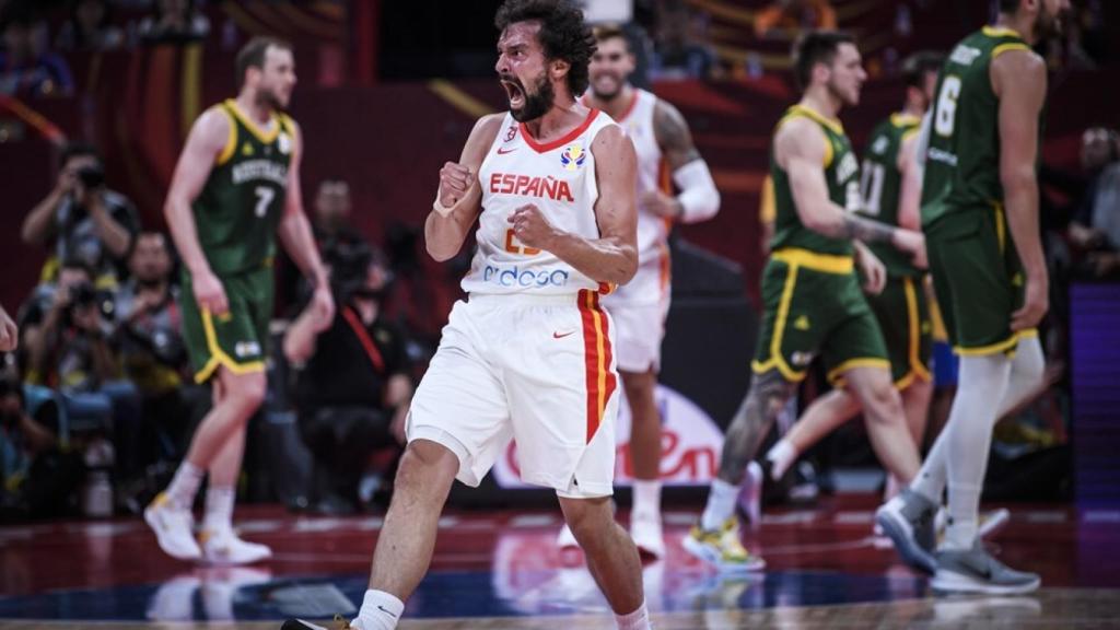 Sergio Llull celebrando un triple en el partido contra Australia en el Mundial de China