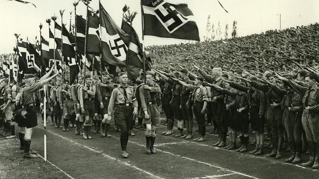 Desfile de las Juventudes Hitlerianas antes de la II Guerra Mundial.