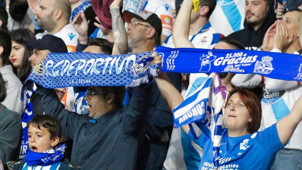 Los ciegos podrán seguir los partidos del Dépor por audio-guía gracias a Escoita