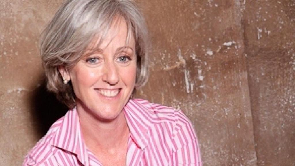 Elena Lorenzo, coach.