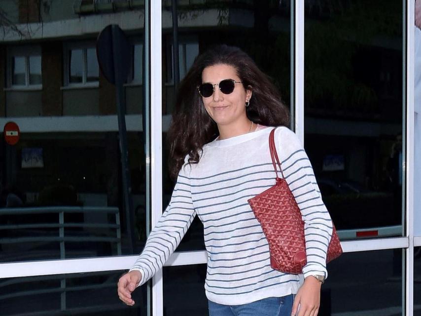 Bárbara Mirjan a su salida del hospital donde permanece ingresado Cayetano Martínez de Irujo.