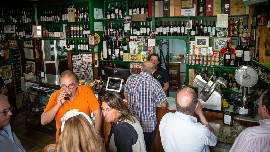 'La Cepa Gallega' vendía habitualmente unos 30 kilos semanales de chicharrones de 'Sabores de Paterna'.