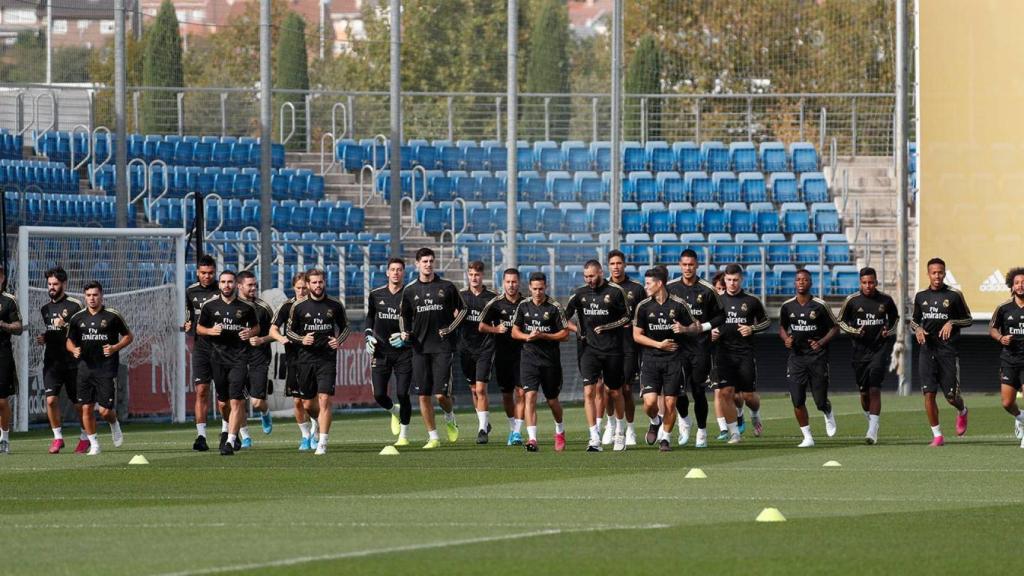 La plantilla del Real Madrid se ejercita de cara al partido ante el Osasuna