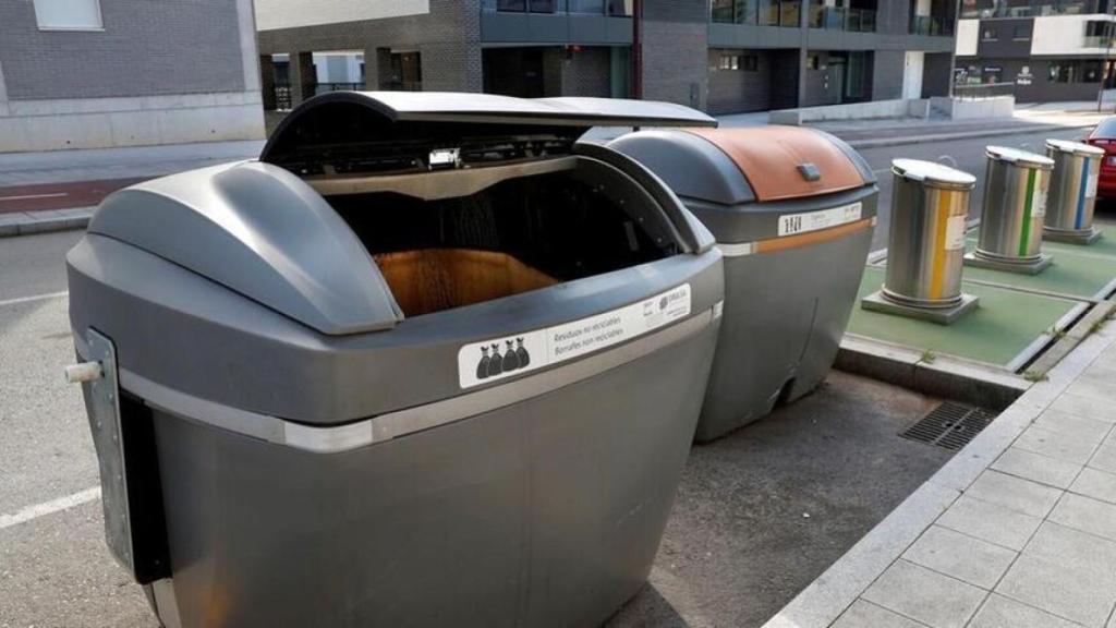 El contenedor donde fue encontrado el bebé.