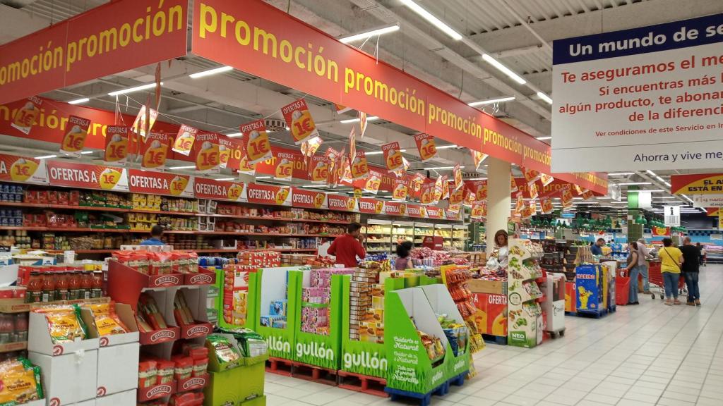Alcampo, nada más entrar, tiene ofertas de productos a un euro.