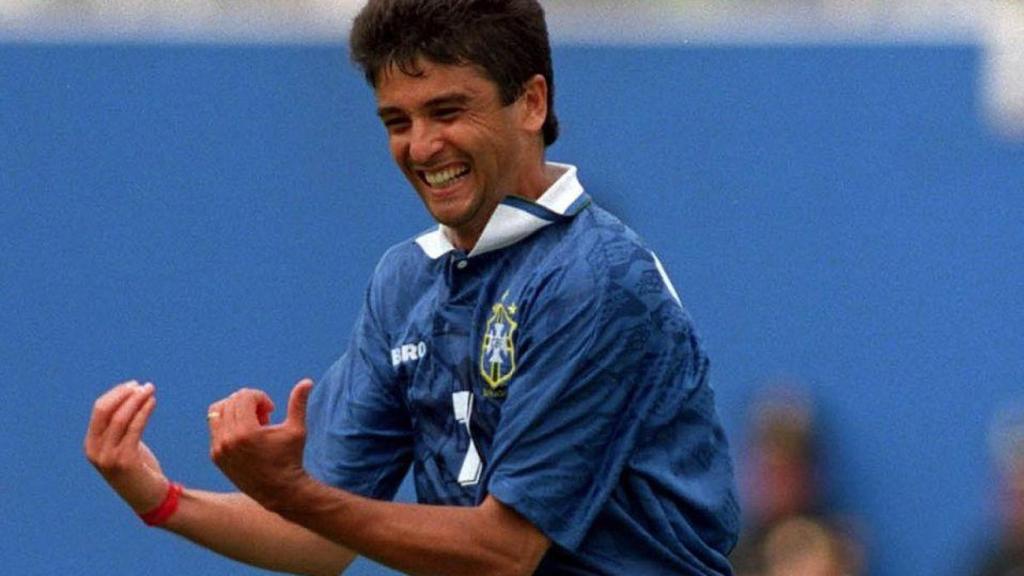 Bebeto en el Mundial de EE.UU. en 1994, inventando su famosa celebración de la cuna para conmemorar el nacimiento de su hijo Mattheus