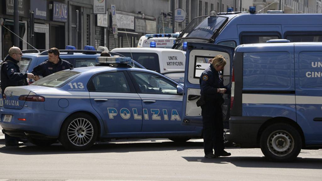 Efectivos de la Policía italiana en una operación contra la mafia