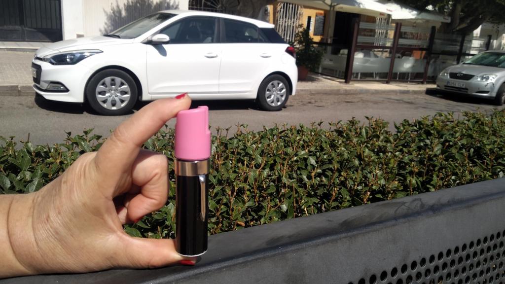 Asunción siempre lleva el spray de gas pimienta, incluso cuando se acuesta a dormir.