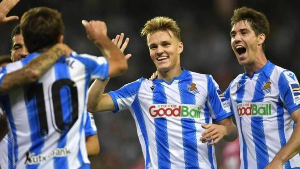 Odegaard celebra un gol con la Real Sociedad