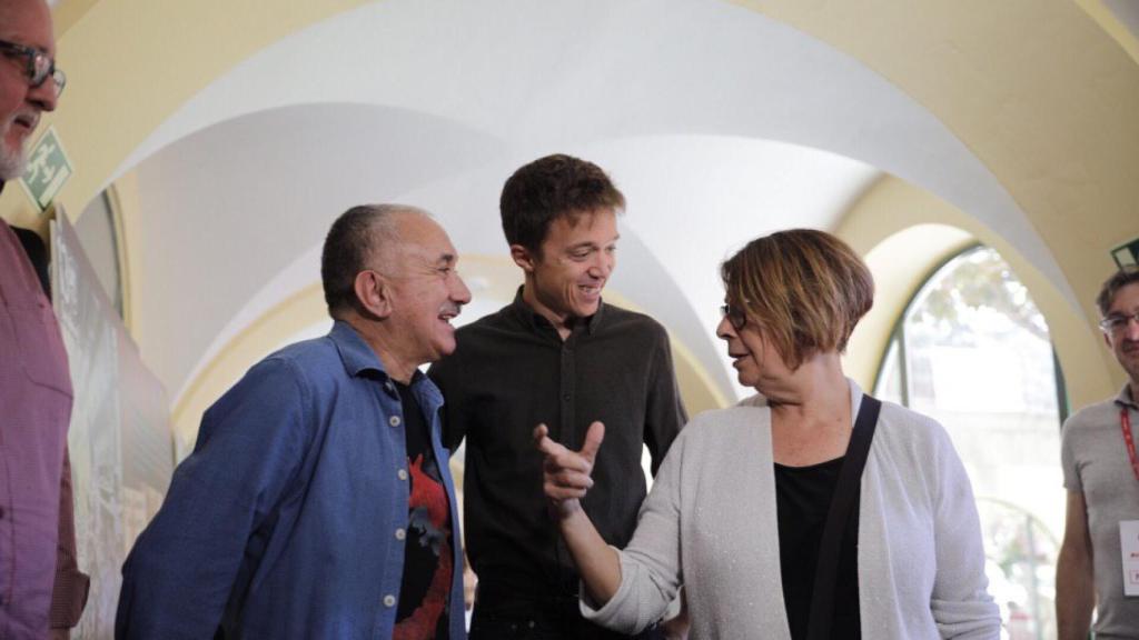 Pepe Álvarez (UGT), Íñigo errejón e Inés Sabanés, en la fiesta de los 130 años de la UGT.