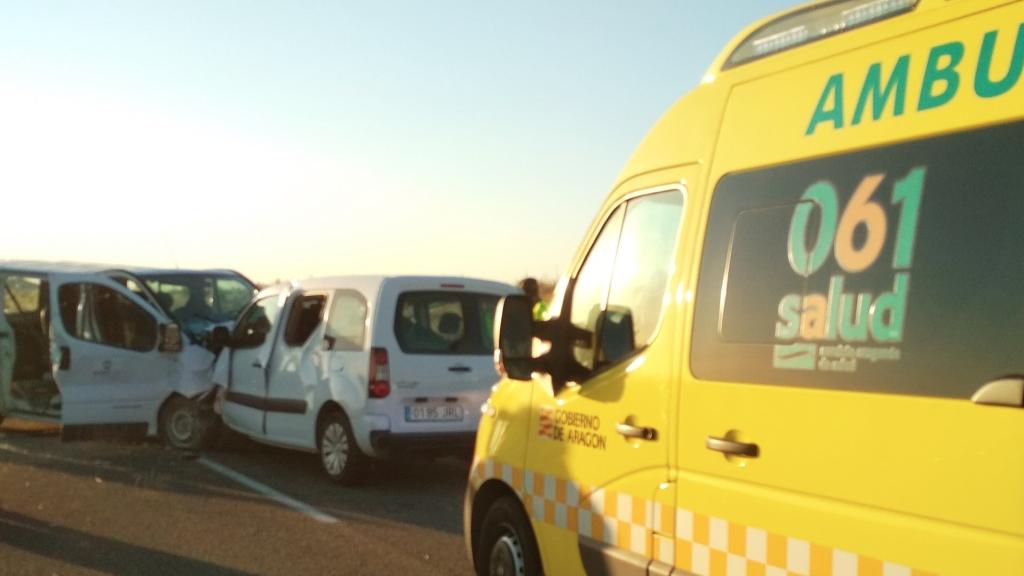 El accidente se ha producido en la N-232 a la altura de Fuentes del Ebro.