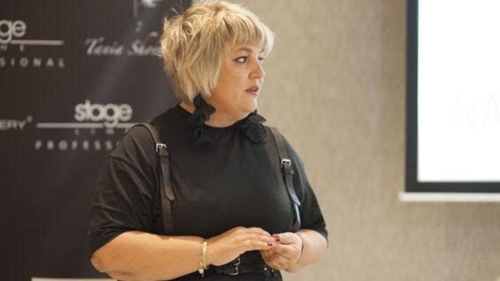 Natalia Naida en su presentación sobre las tipologías de rostros