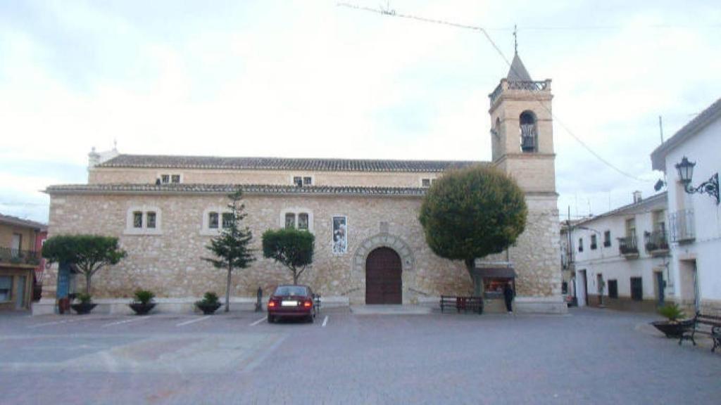 Iglesia de la Concepción de Casas de Fernando Alonso. Foto: Jesús (Wikipedia)