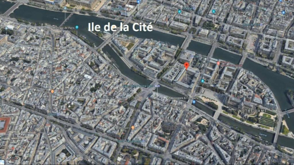 La comisaría está ubicada en pleno centro de París