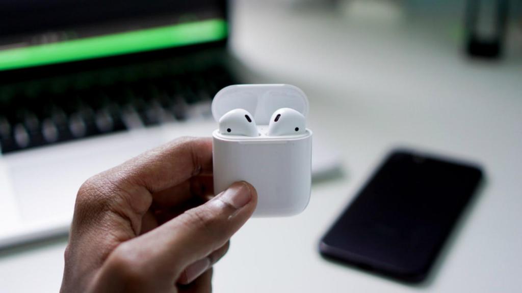 AirPods