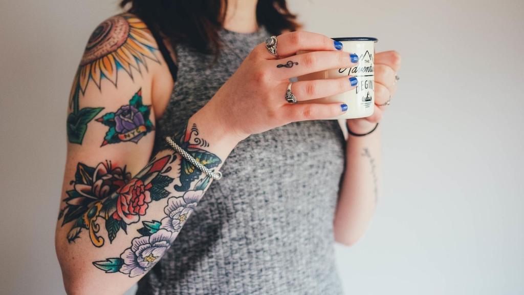 Cuida tus tatuajes con cosmética natural