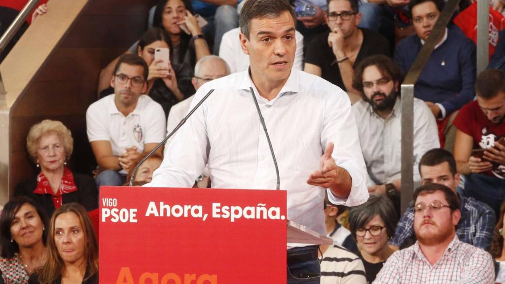 El presidente del Gobierno en funciones, Pedro Sánchez, en un mitin del PSOE en Vigo.