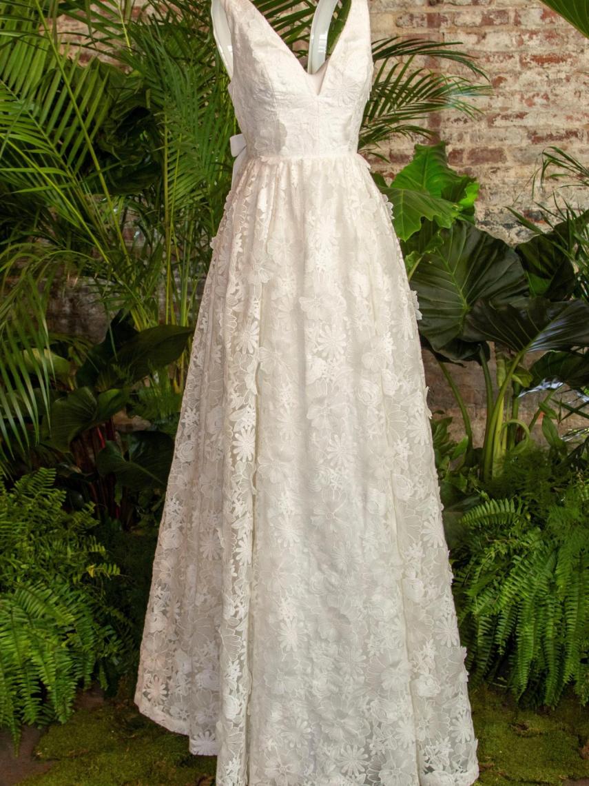 Otra de las nuevas propuestas de Posen para Pronovias.