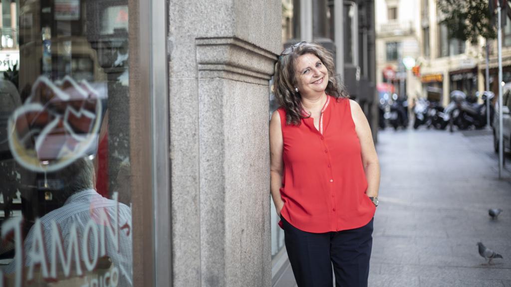 María Elvira Roca Barea, en una calle aledaña a Gran Vía.