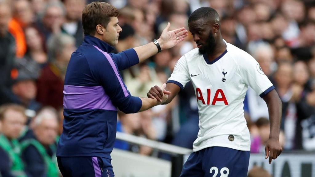 Tanguy Ndombélé, con el Tottenham