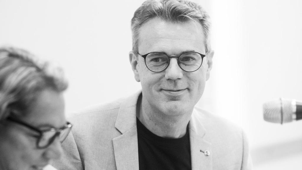 El periodista de Pedro Vallín.