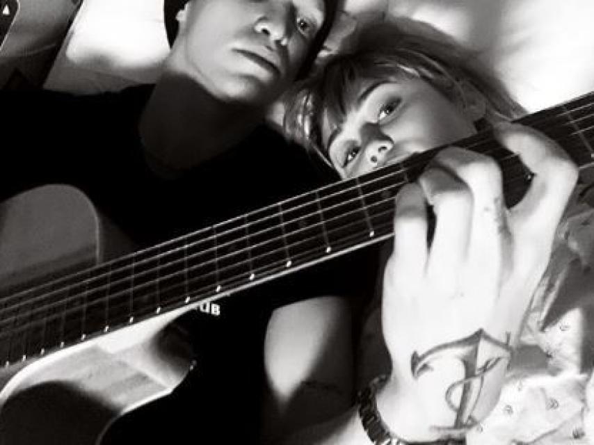 Miley Cyrus ha recibido la visita de su amigo Cody Simpsons.