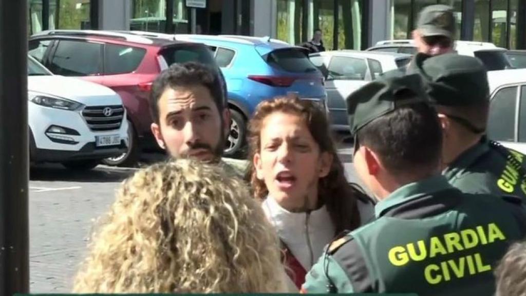 La madre de Diana y su hija Valeria han protagonizado una tensa discusión.