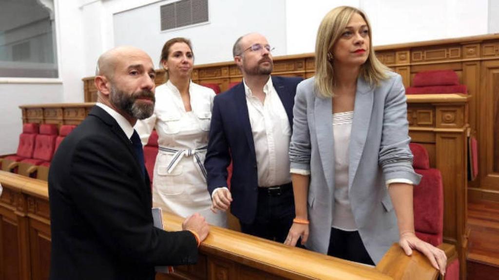 Los diputados de Cs poco antes del arranque del pleno. Foto: Óscar Huertas