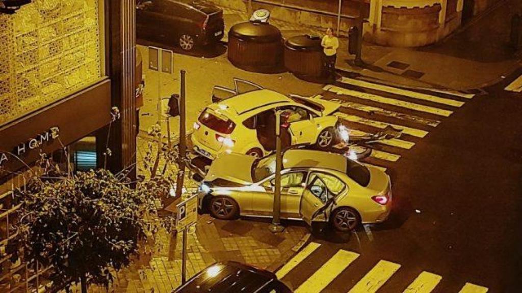 Imputado por cuatro delitos el conductor que se fugó tras el accidente en la plaza de Lugo