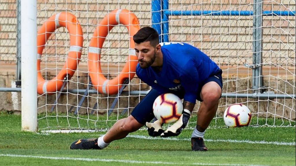Álvaro Ratón en un entreno con el Real Zaragoza.