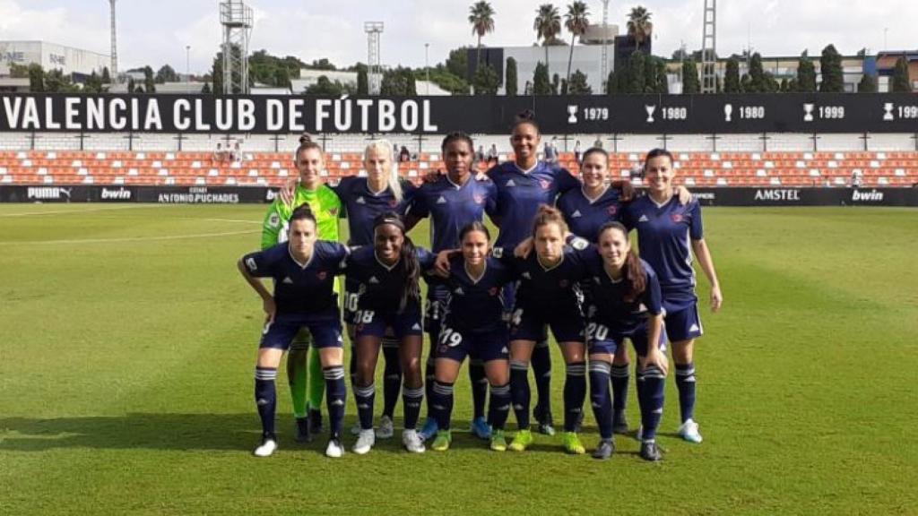 El CD Tacón ante el Valencia.