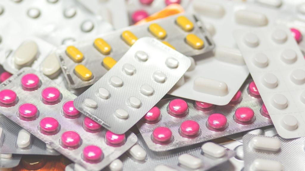 Una imagen de archivo de diferentes medicamentos.