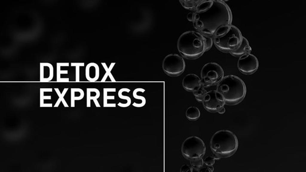 Scrub&Detox purifica la piel y reaviva la tez.