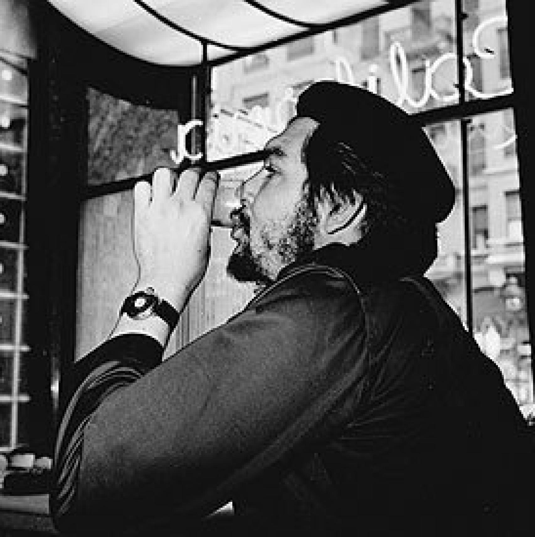 Ernesto Che Guevara, en la cafetería California, en la Gran Vía de Madrid.