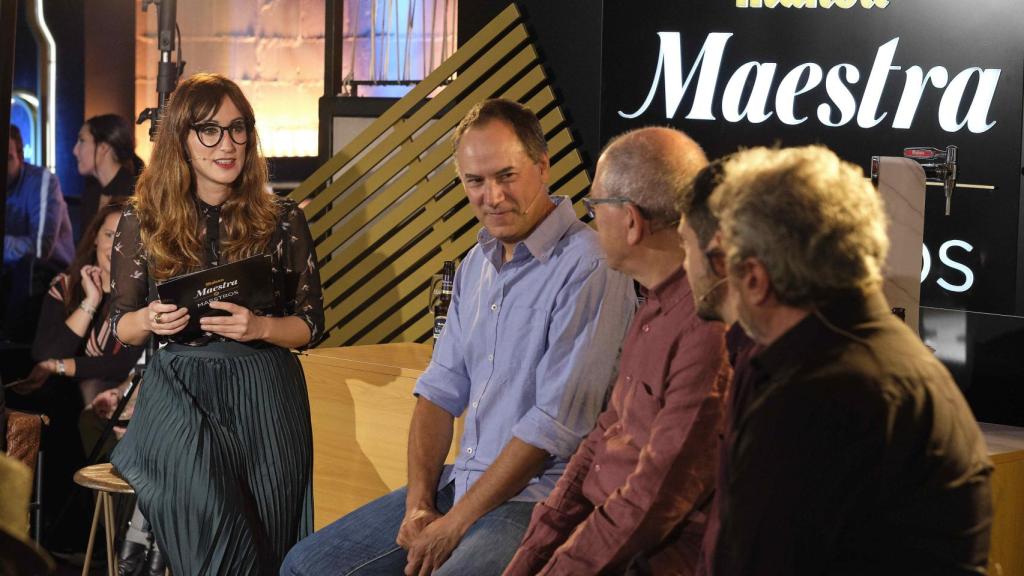 Los cuatro exconcursantes atendían a las preguntas del público presente en la sala.