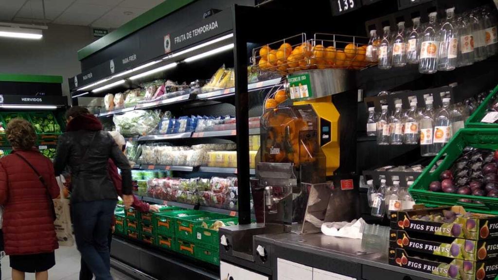 Máquina de exprimir zumo.