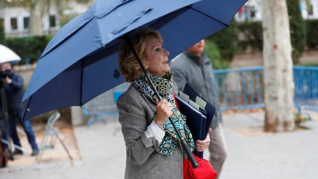 Esperanza Aguirre, este viernes a su llegada a la Audiencia Nacional./