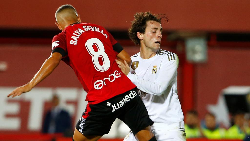 Odriozola choca con Salva Sevilla