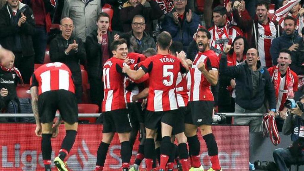 El Athletic celebra un gol en San Mamés