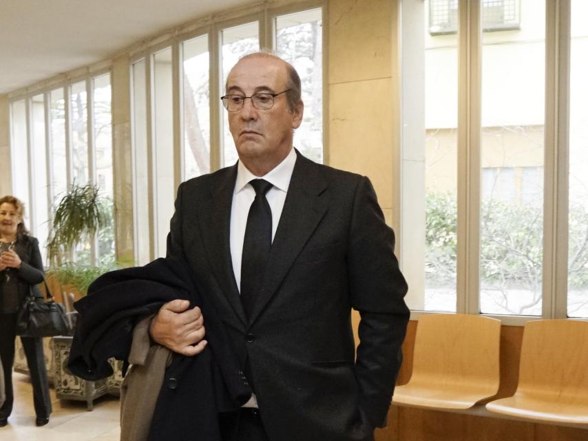 Francis Franco reclama el ducado de Franco.